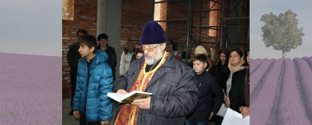 01 февраля 2015г.  в стенах строящегося храма в честь Святителя Луки состоялся молебен