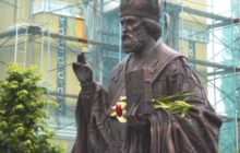 В Кисловодске открыт памятник Святителю Николаю