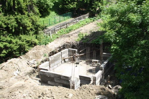 Завершение строительства цокольного этажа06